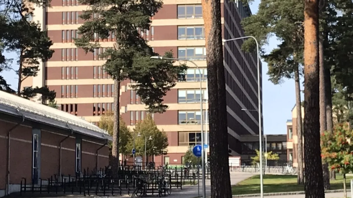 ساختمان بیمارستانی در شهر یوله (Gävle).